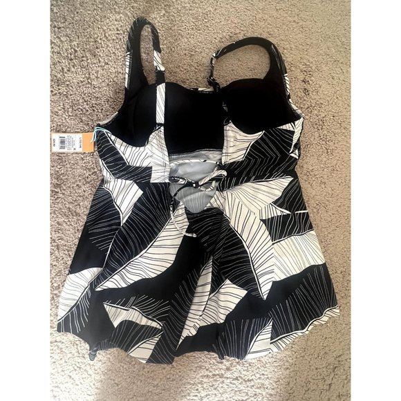 NWT -Women's Square Neck Sharkbite Hem Tankini Top Kona Sol Black & White - L - Picture 4 of 10